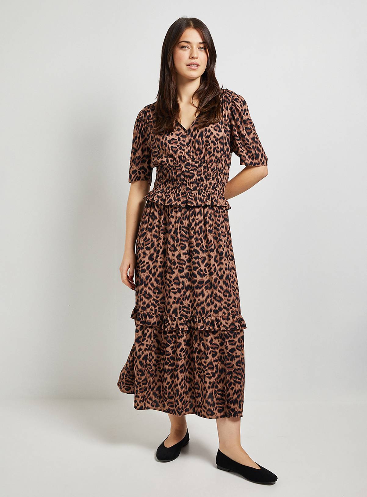 DOROTHY PERKINS Leopard Empire Shirred Bodice Button Detail Midaxi Dress 10 - Image 4